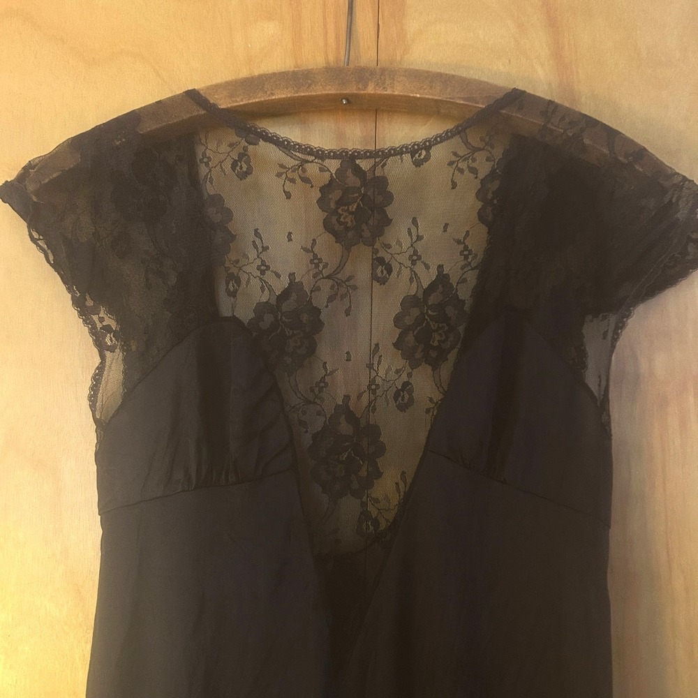 Vintage Kayser Lingerie Dress Size M Midi Black Lace Made in USA Vamp Goth Sexy - Picture 3 of 8